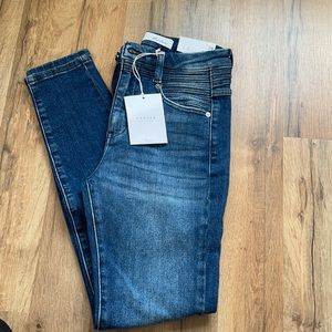 Kancan jeans